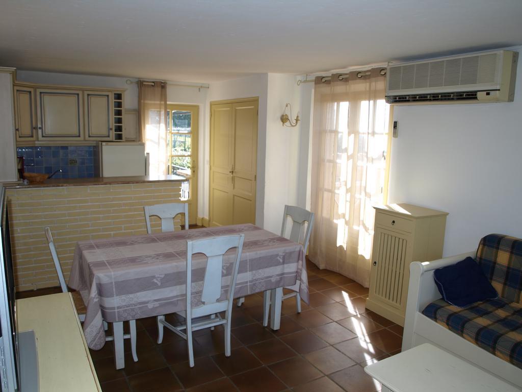 Aparthotel Les Lauriers Roses Le Le Rayol-Canadel-sur-Mer Exterior foto