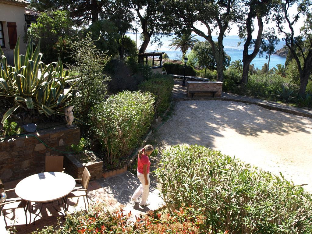 Aparthotel Les Lauriers Roses Le Le Rayol-Canadel-sur-Mer Exterior foto